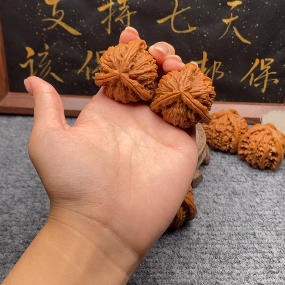 【闪购商品】吊坠文玩核桃最****