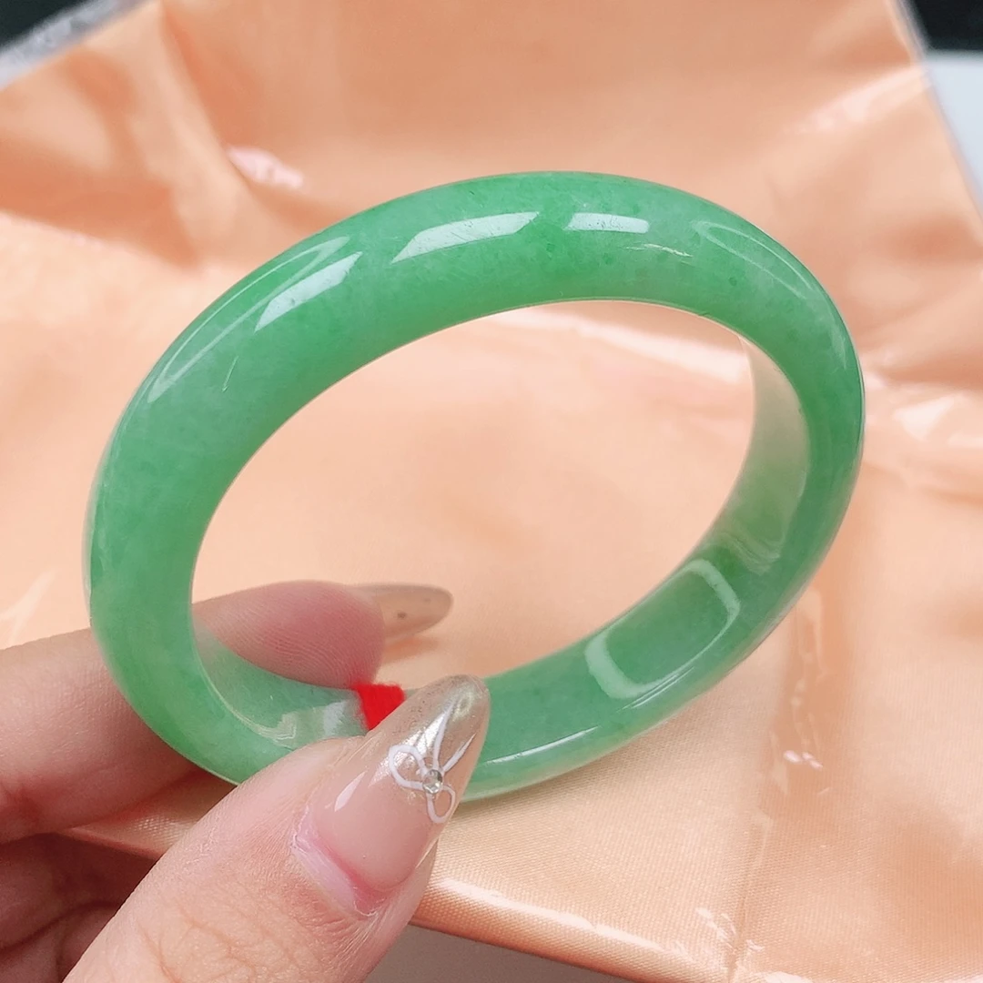 翡翠未镶嵌手镯1800强推