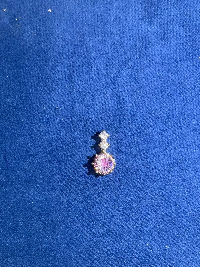 a1542玫托粉镶吊坠多样性发货