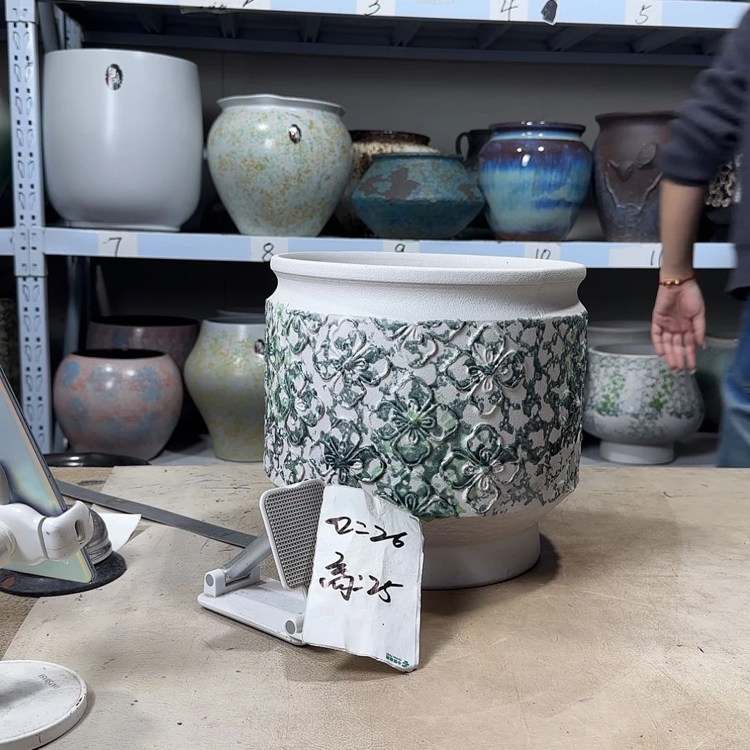 25@25 紫砂花盆尺寸