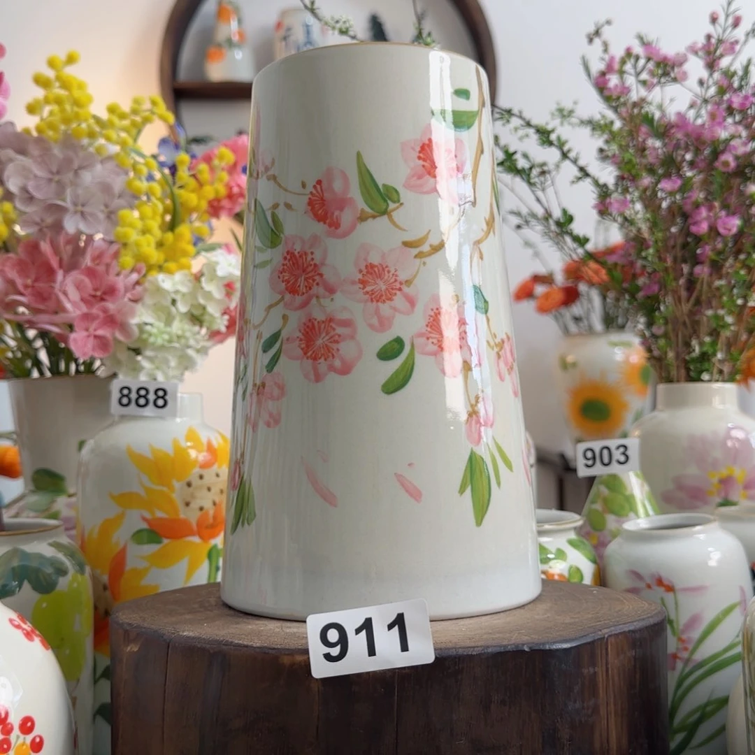 摆件景德镇陶瓷纯手绘小花瓶摆件