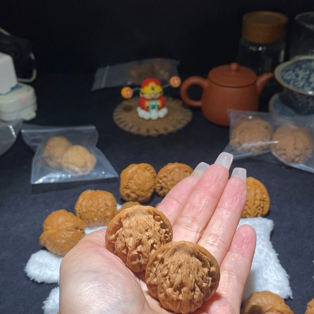 文玩核桃吊坠汉高虎37