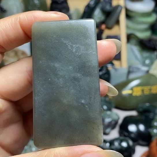 未镶嵌和田玉（糖玉）珠宝半成品
