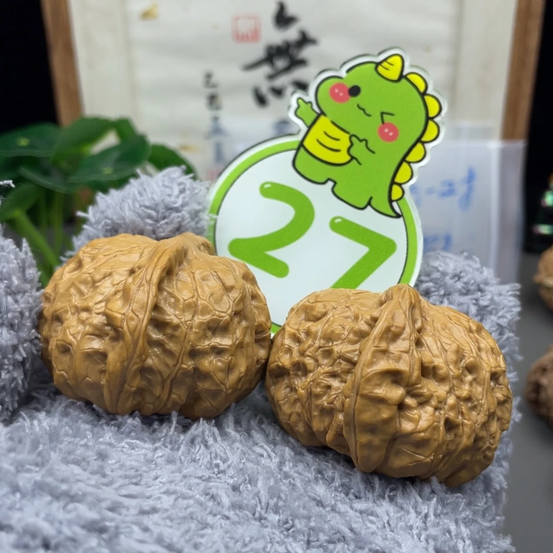 文玩核桃吊坠南瓜顺风耳