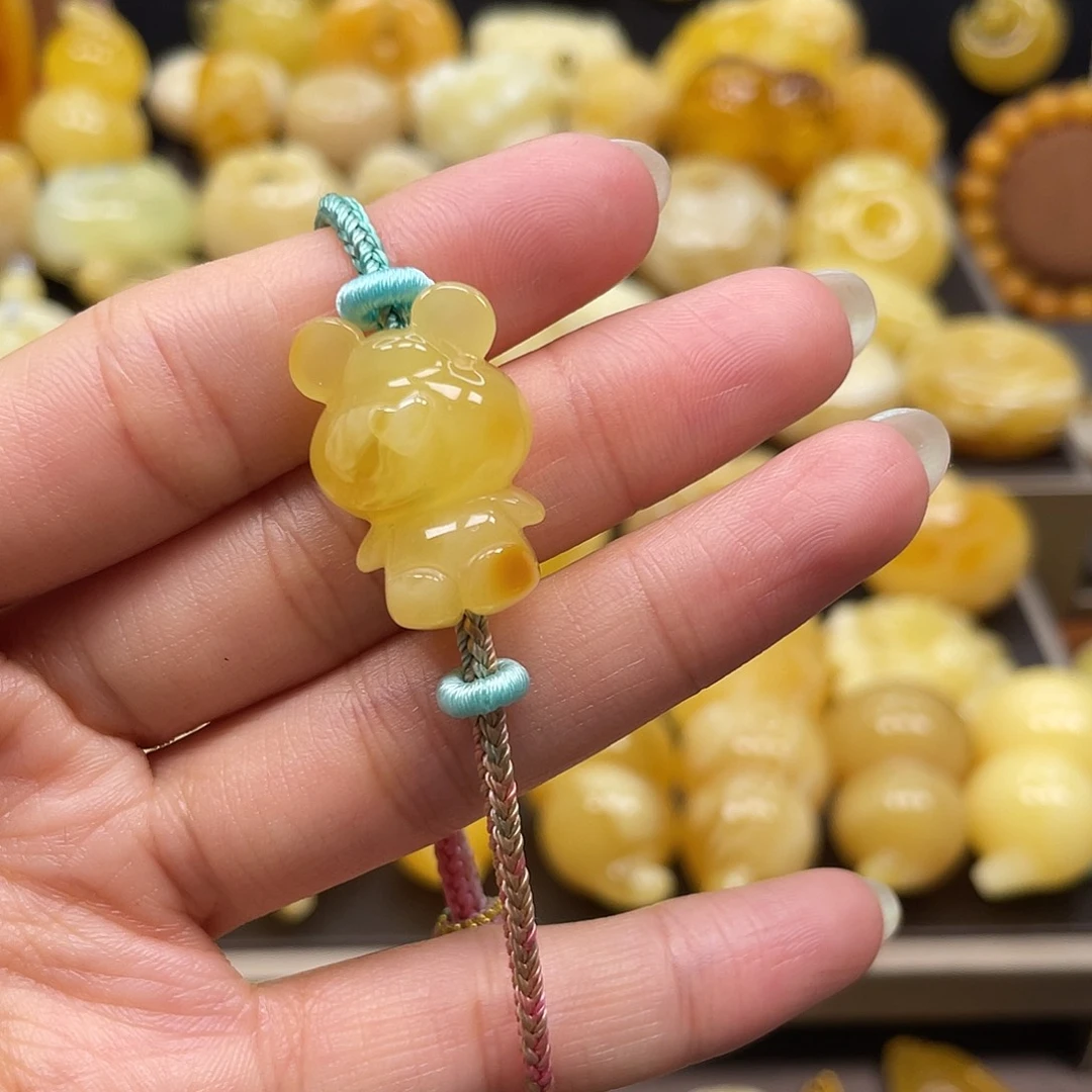 蜜蜡裸石未镶嵌蜜蜡