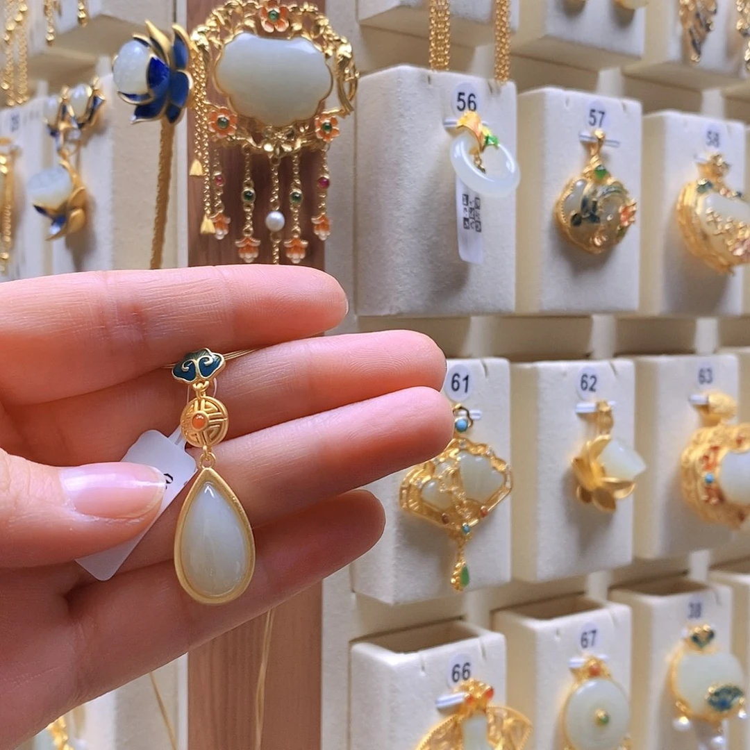 和田玉颈饰银S925镶嵌