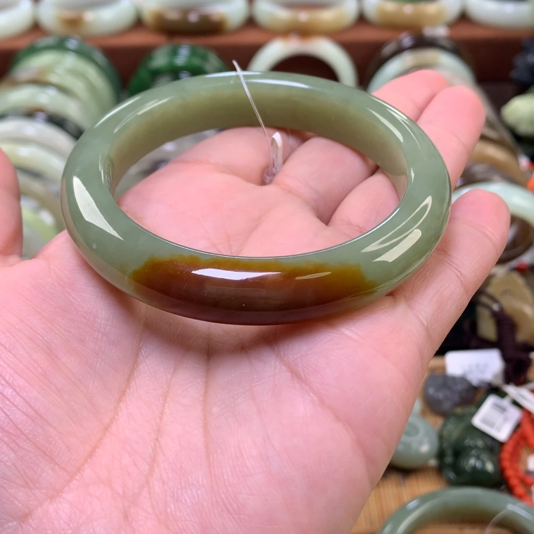 和田玉未镶嵌手镯59_60口径