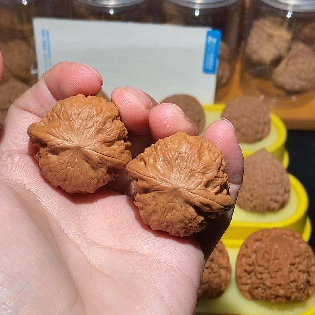 文玩核桃吊坠38铁锤妹妹