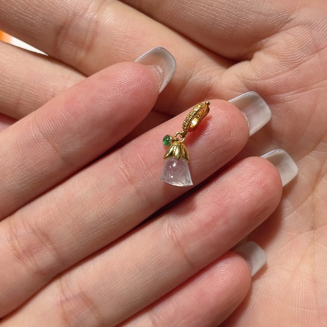 吊坠(不含链)18K金镶嵌翡翠