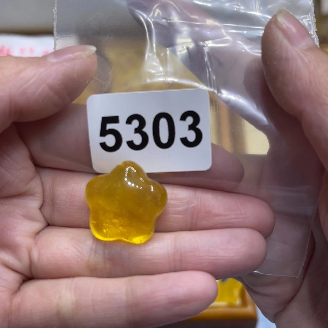 未镶嵌琥珀裸石一