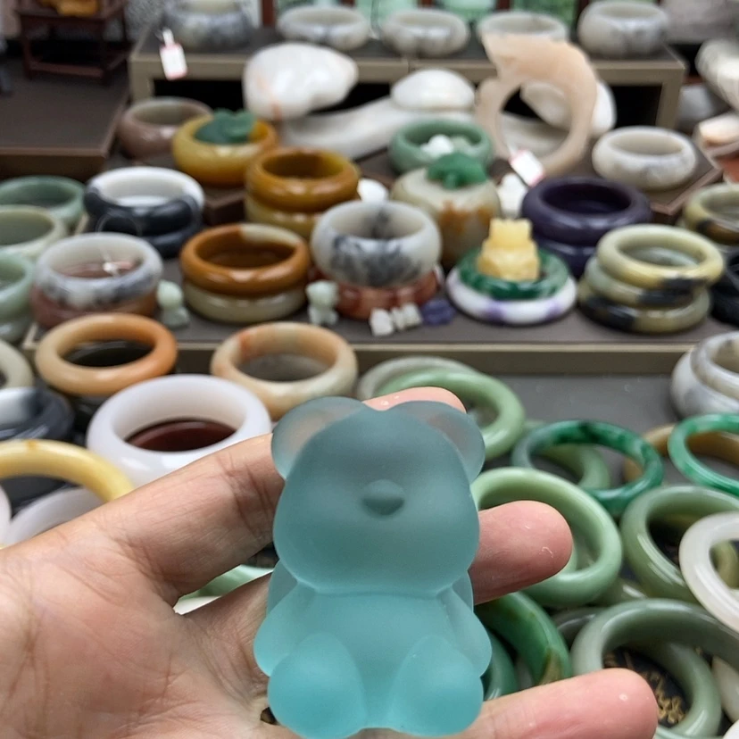 【闪购商品】石英质玉手镯未镶嵌C*