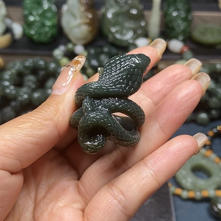 和田玉挂件未镶嵌