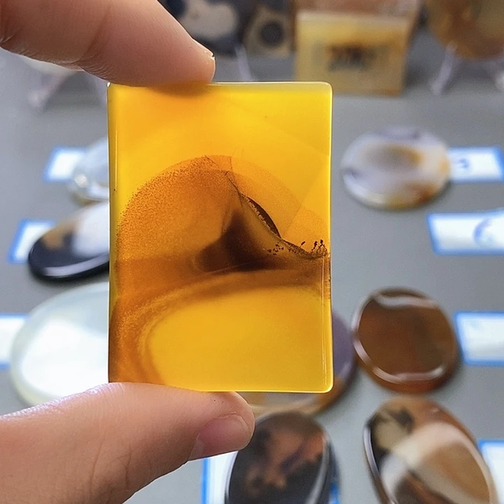 玛瑙/玉髓未镶嵌珠宝半成品