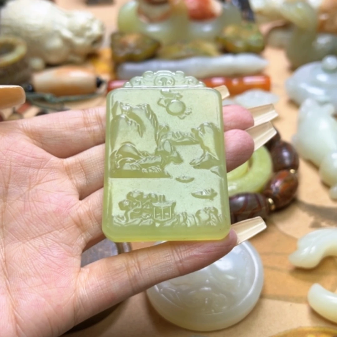 【闪购商品】蛇纹石玉颈饰未镶嵌