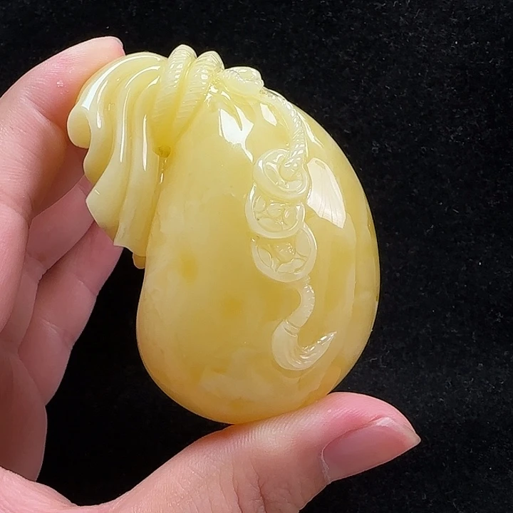 未镶嵌蜜蜡珠宝奇石