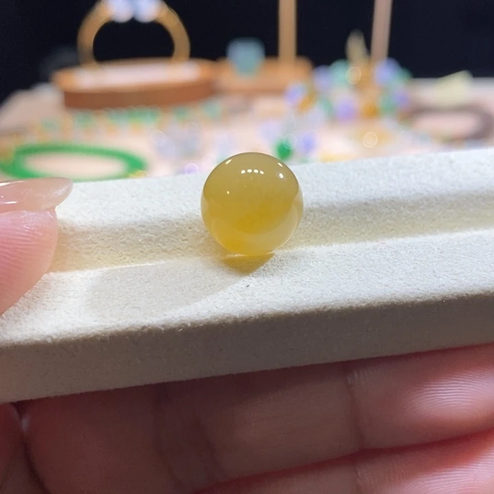 翡翠未镶嵌颈饰翡翠冰鲜黄珠