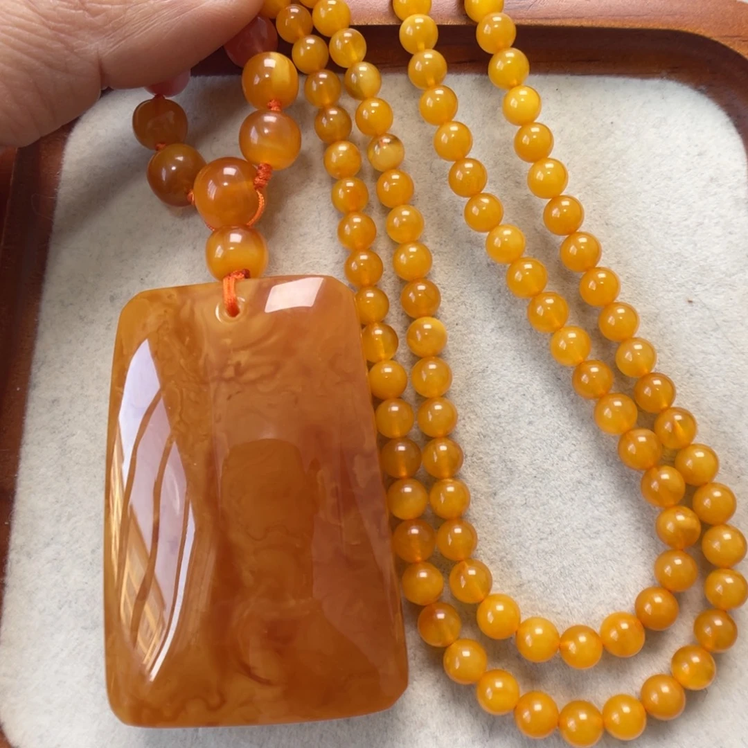 蜜蜡未镶嵌颈饰蜜蜡