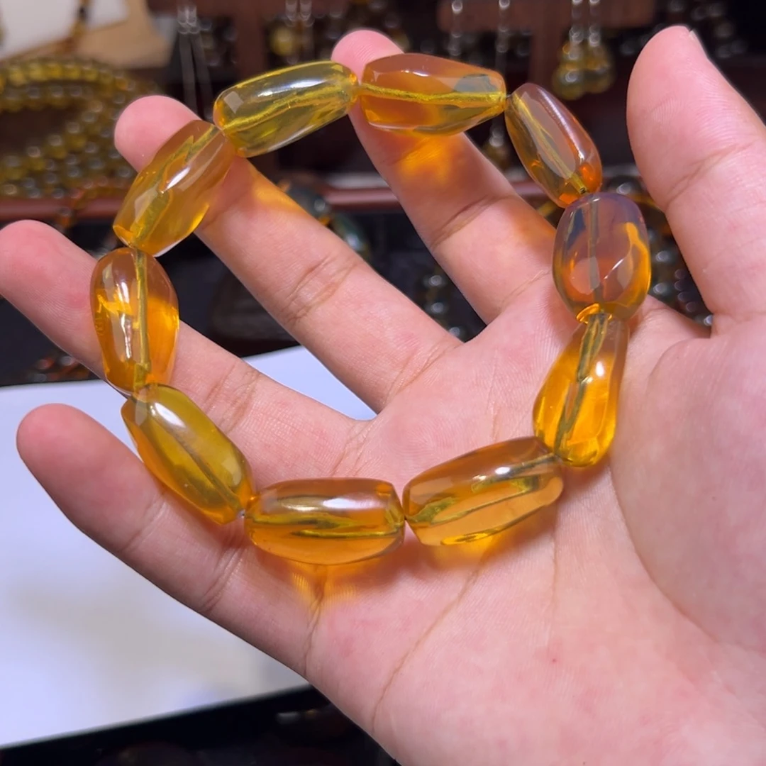 未镶嵌颈饰琥珀手串