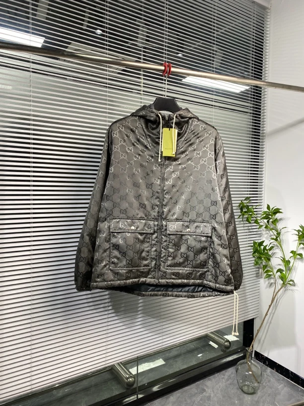 全新未使用 GUCCI/古驰 暗纹双G满印 夹克 外套 薄棉 44码 aw2117