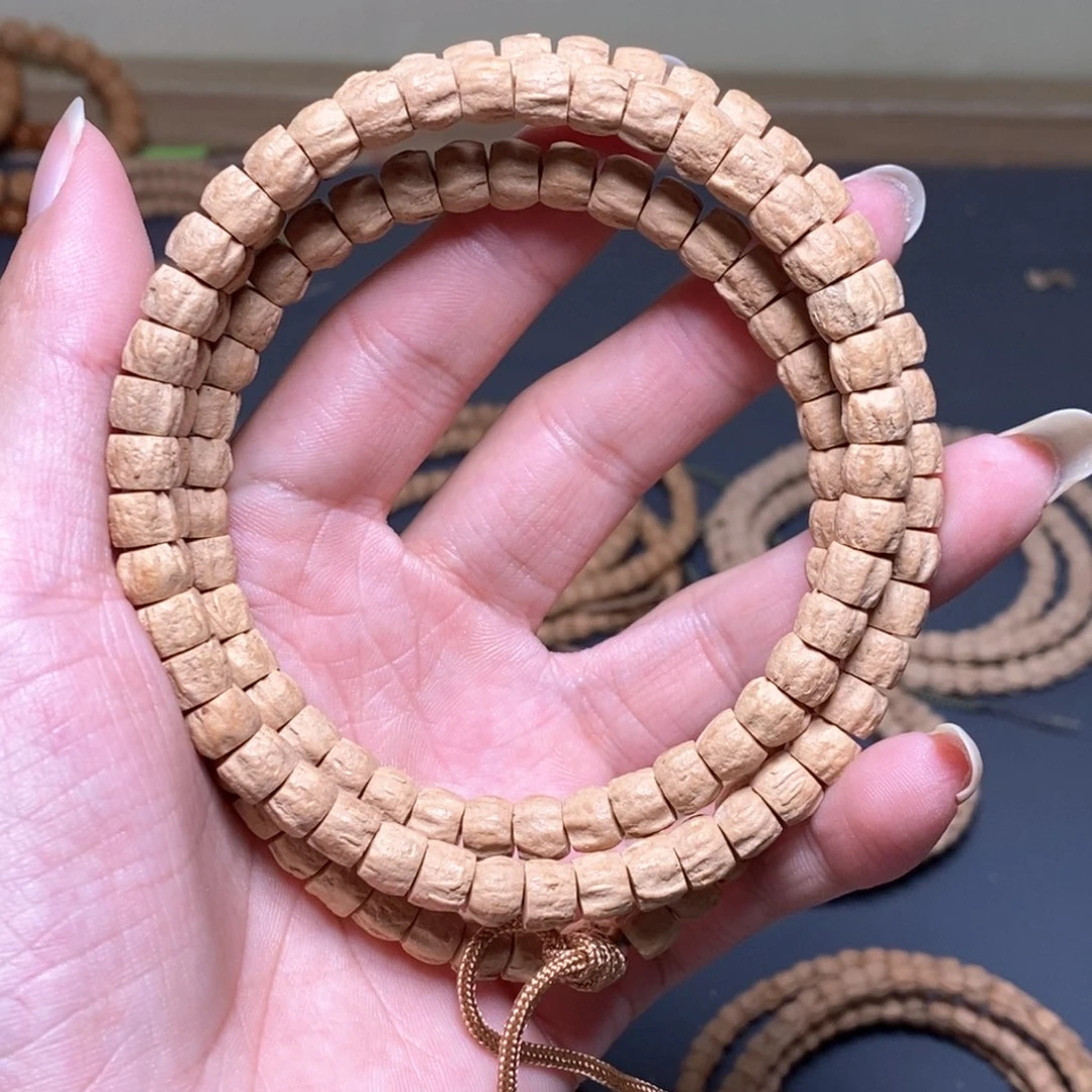 柏香籽/百香籽吊坠7.5矮桩直切粉皮