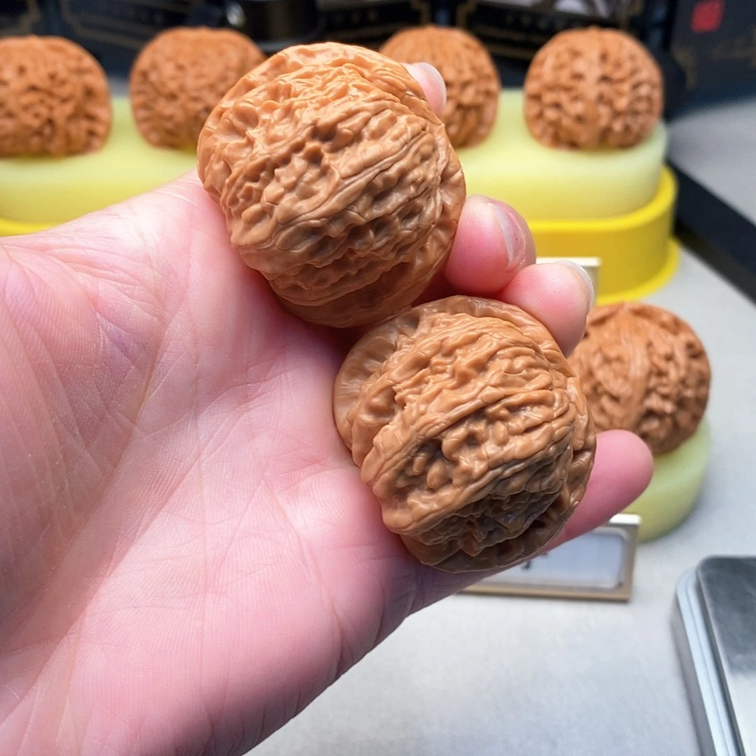 文玩核桃吊坠40尺血齐林117号