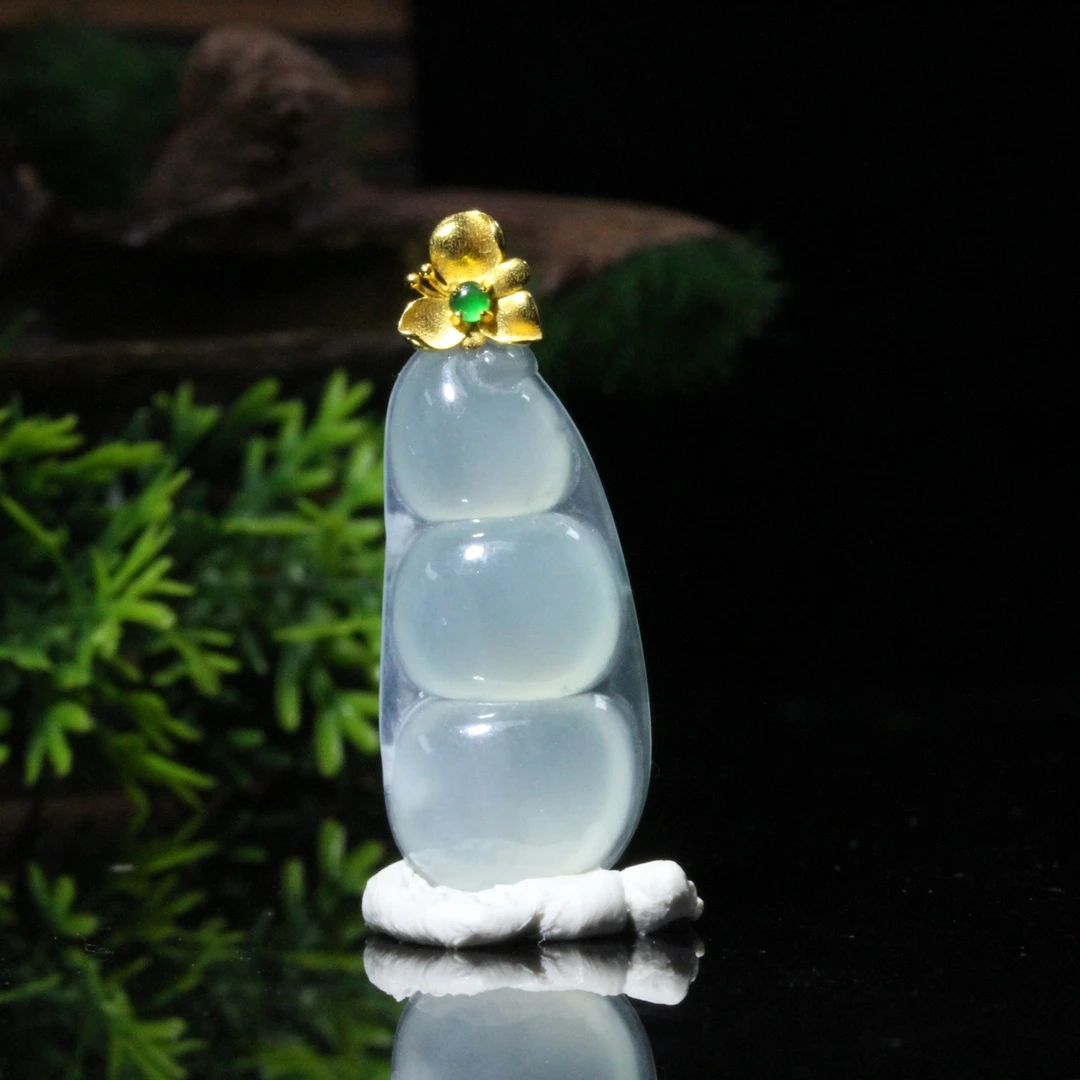 天然缅甸翡翠A货18K金镶连中三元福豆吊坠/01047004/拍卖