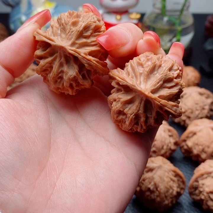 大***子文玩核桃把件苹果园40