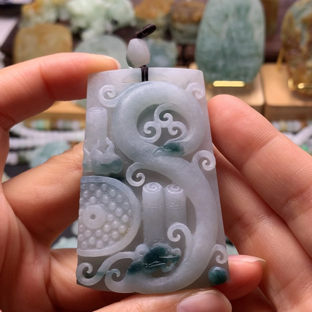 定制翡翠未镶嵌龙凤呈祥