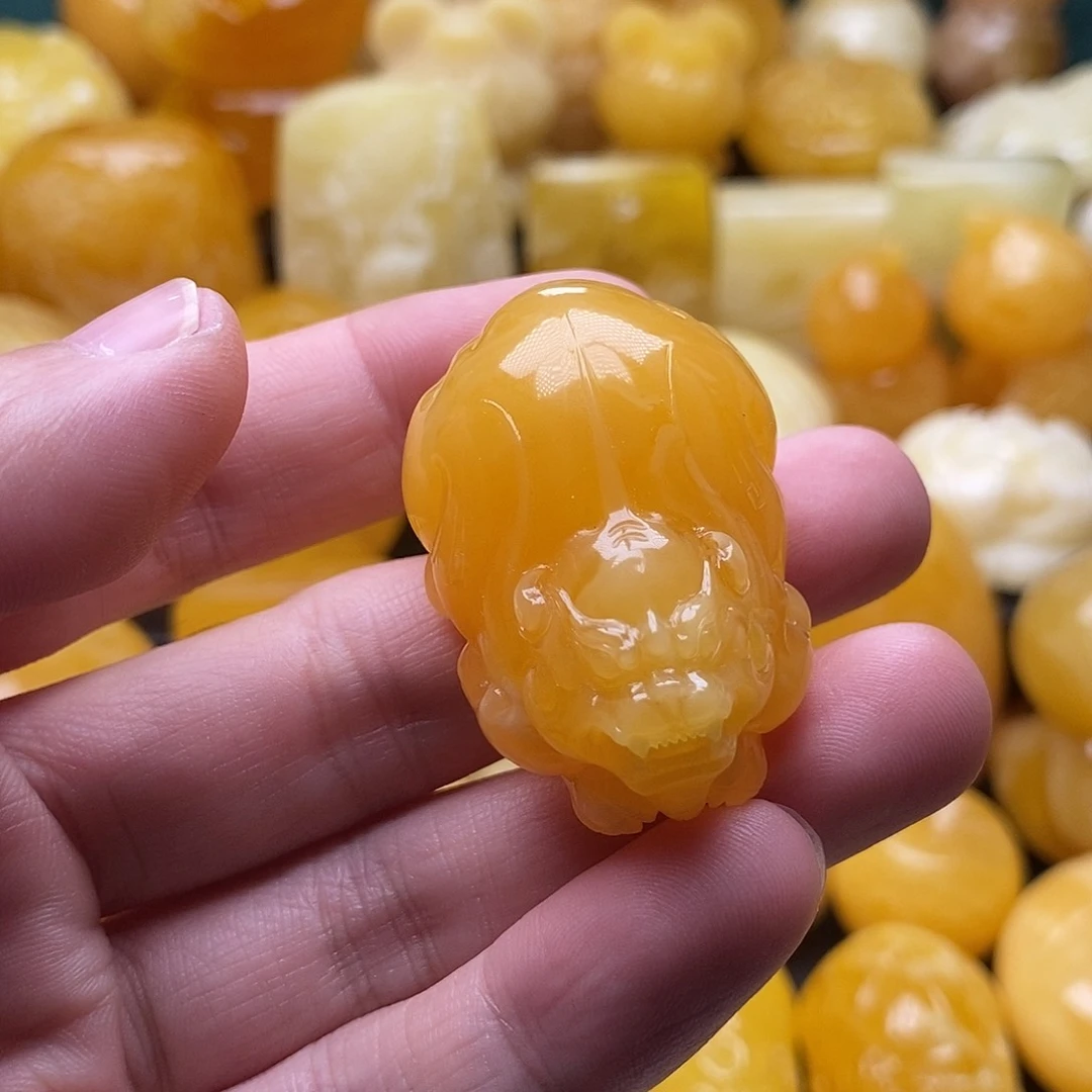 琥珀颈饰未镶嵌琥珀蜜蜡吊坠