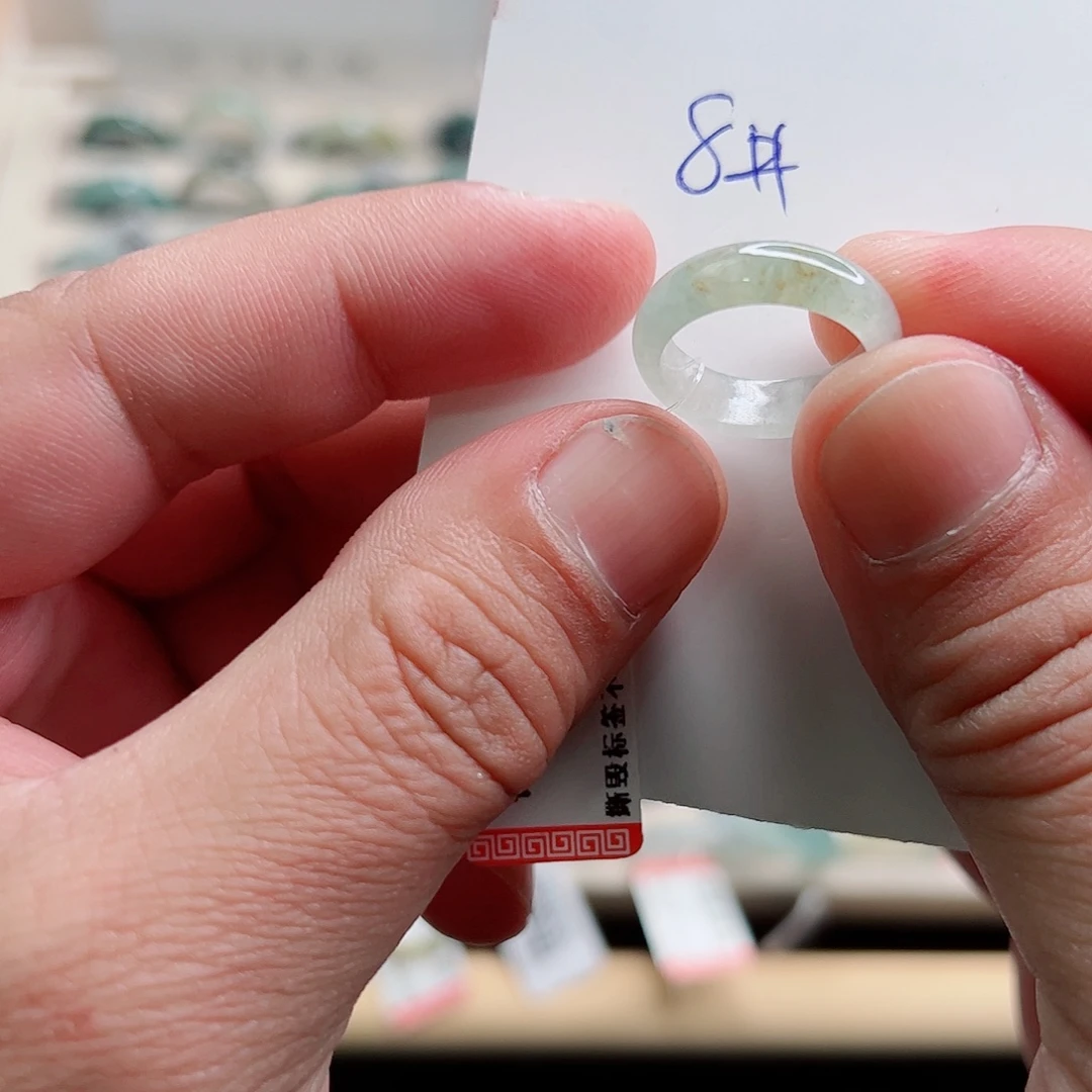 翡翠未镶嵌戒指翡翠