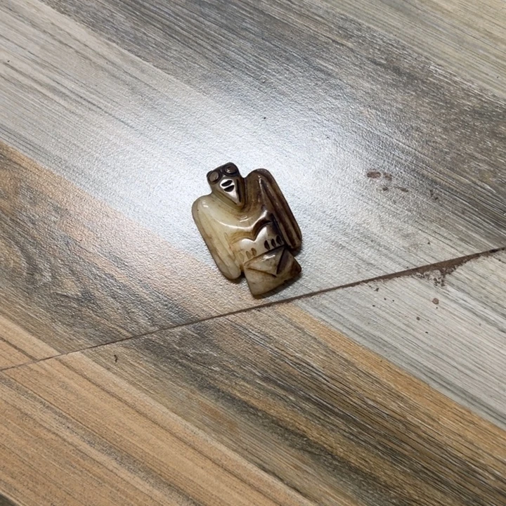 和田玉（青白玉）未镶嵌挂件