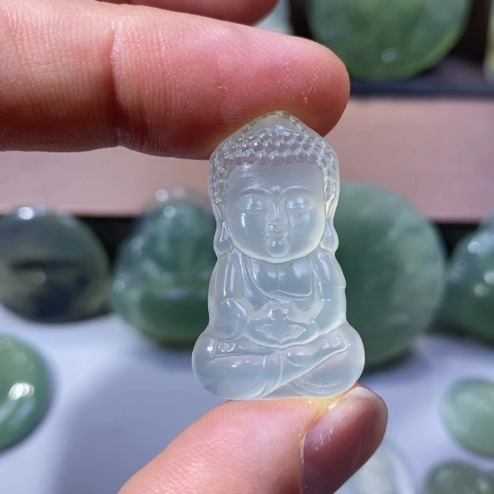 岫玉未镶嵌吊坠吊坠