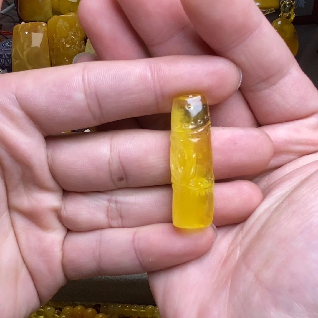 琥珀未镶嵌裸石蜜蜡