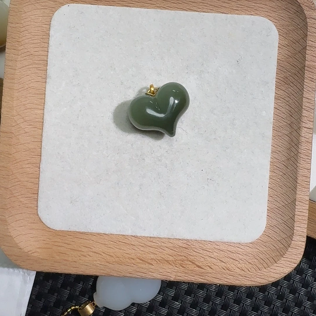 e***～和田玉18K金镶嵌吊坠(不含链)猫眼爱心