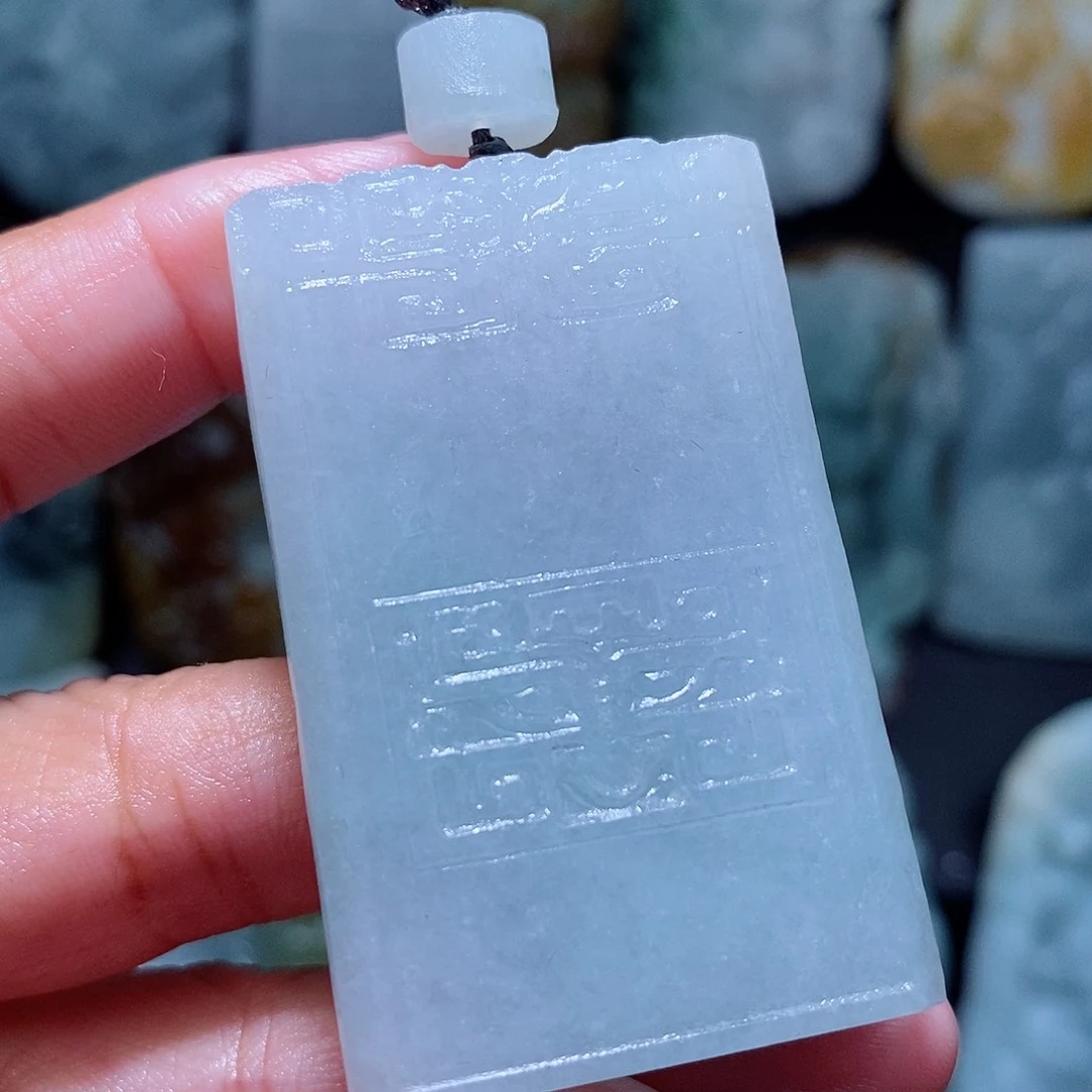 定制翡翠未镶嵌翡翠