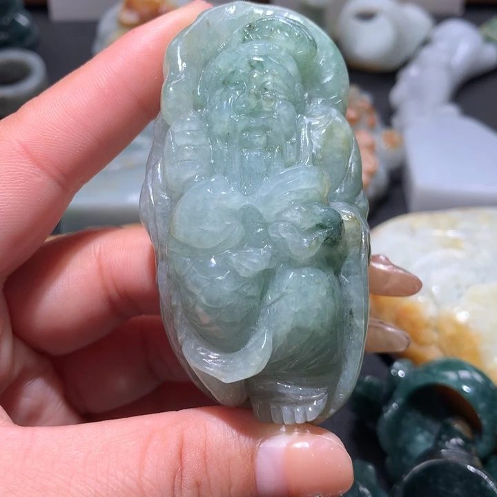 翡翠未镶嵌颈饰保真天然A货翡翠