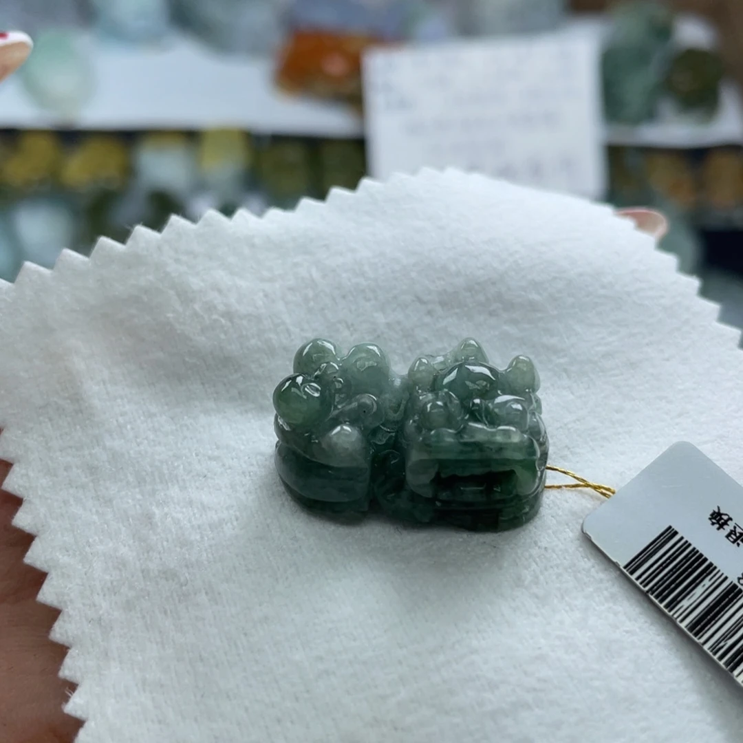 颈饰未镶嵌翡翠貔貅35