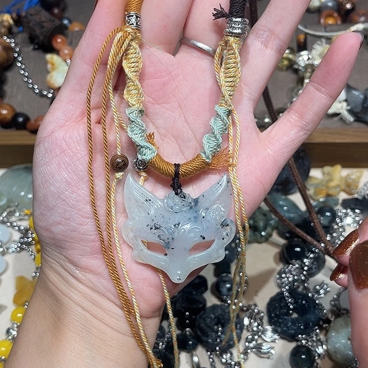蛇纹石玉合金颈饰
