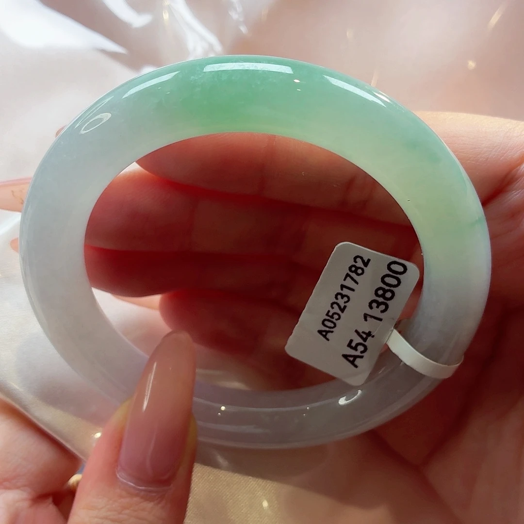 翡翠未镶嵌手镯（圆镯）22（36号）