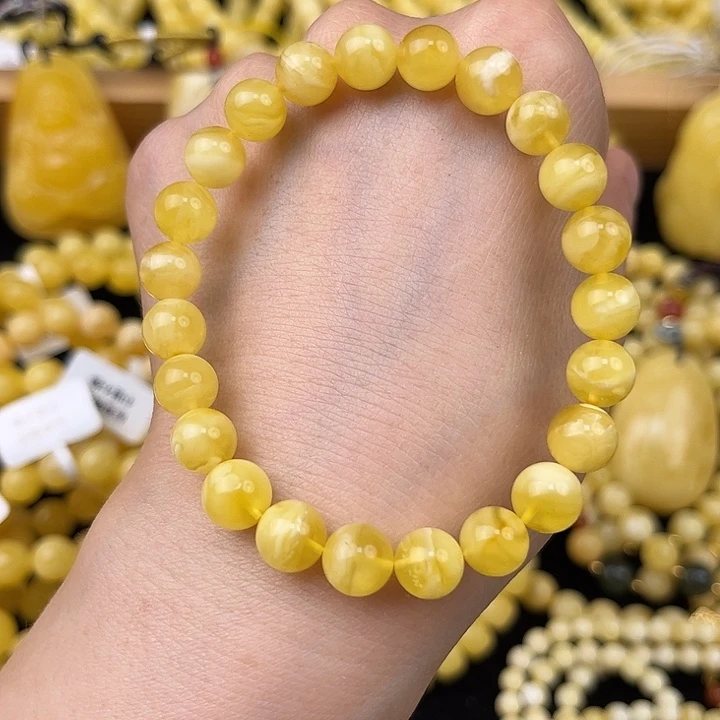 琥珀未镶嵌颈饰琥珀