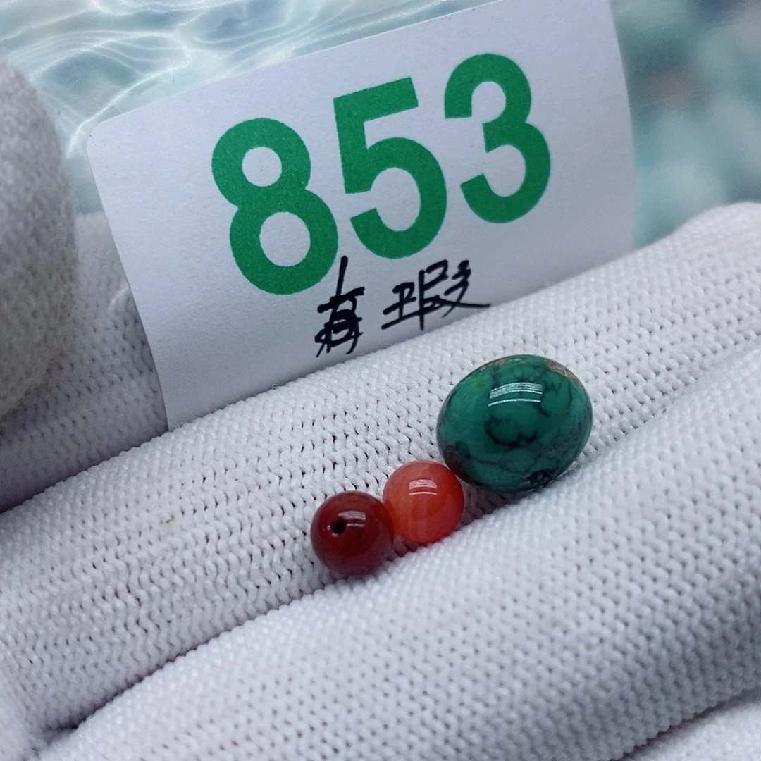 南红玛瑙未镶嵌珠宝奇石