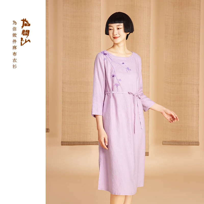 35027指间沙原创女装【常在】圆领刺绣文艺连衣裙麻料附腰带中长裙