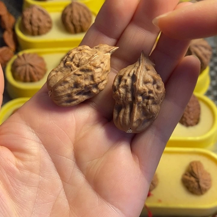 把件文玩核桃异形