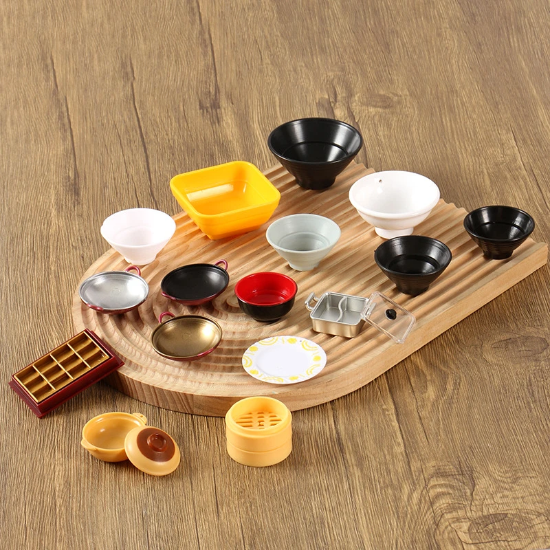 塑料材质迷你仿真微缩食玩餐具含乌冬面碗青花瓷碗青年适用男女通