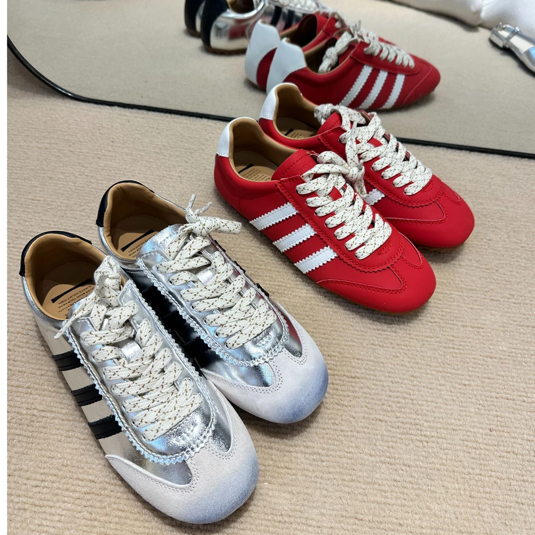 平底德训鞋时尚复古小众穿搭女鞋