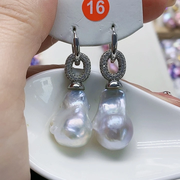 银S925镶嵌耳饰淡水珍珠