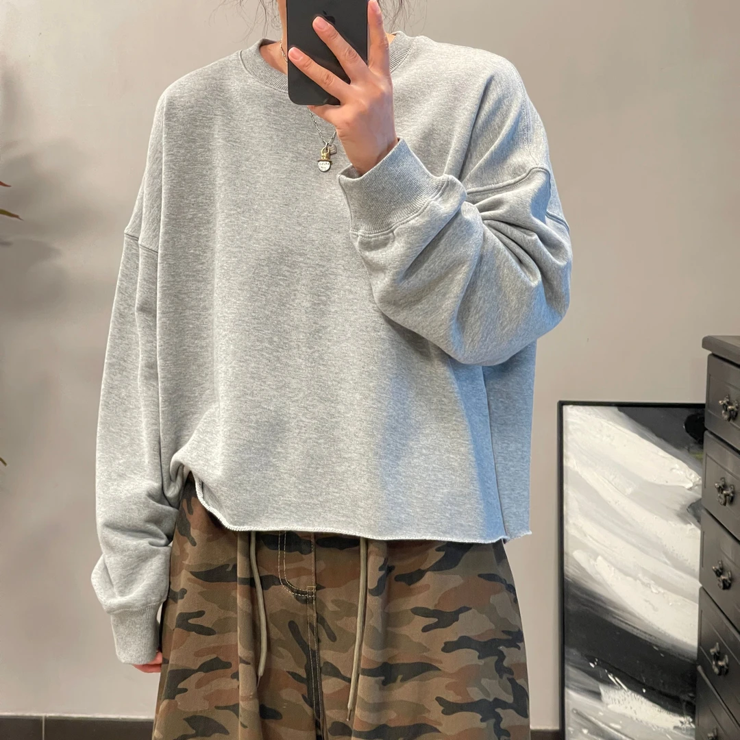 082911秋季卫衣长袖短款圆领常规保暖宽松型卫衣简约百搭韩版款式