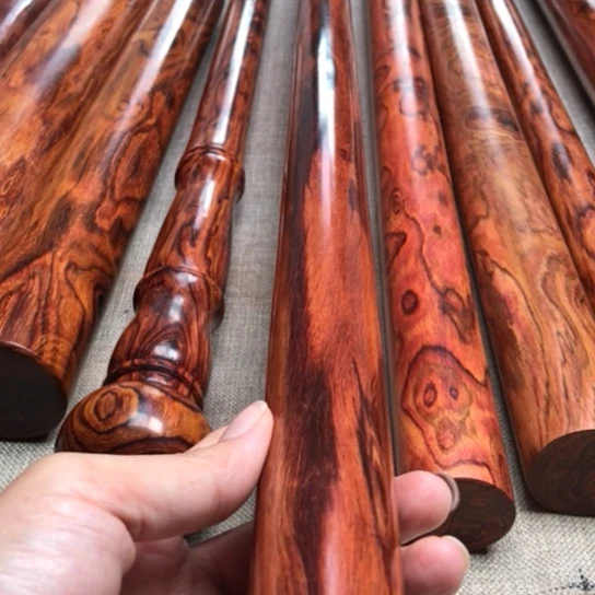 宝***太海南黄花梨直棍一根