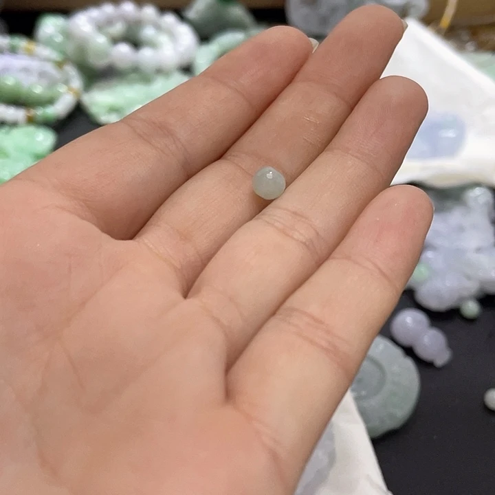 翡翠未镶嵌颈饰潋*天