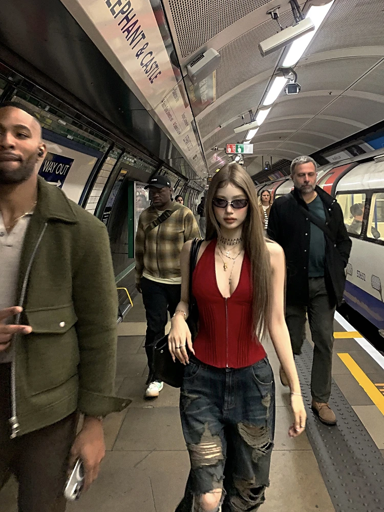 纯欲性感V领挂脖吊带背心女鱼骨收腰胸衣上衣带胸垫显瘦牛仔裤女